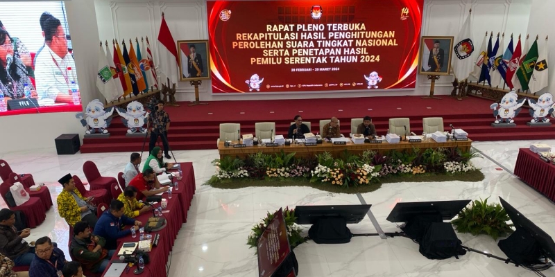 Rapat Pleno Suara Luar Negeri Hari Ketiga, KPU Tetap Pakai 2 Panel