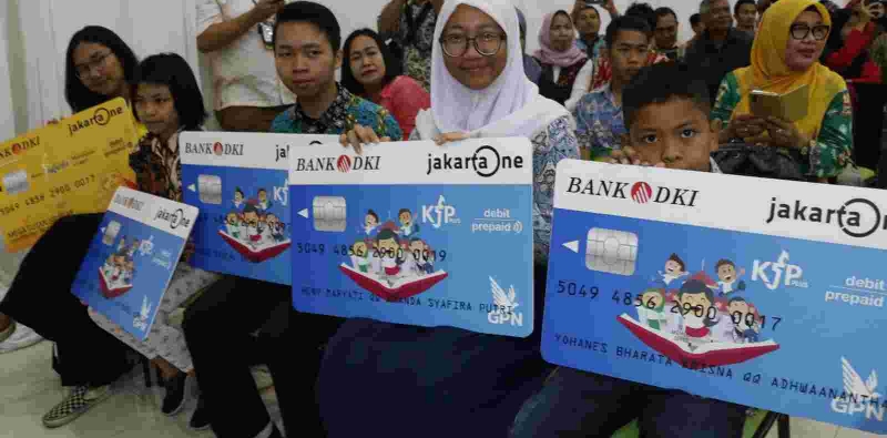 Jakarta Bisa Gratiskan Sekolah Negeri dan Swasta