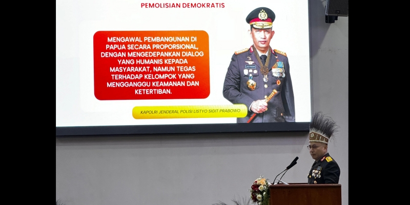 Pertahankan Disertasi Pemolisian Demokratis, Irjen Herry Heryawan Raih Gelar Doktor