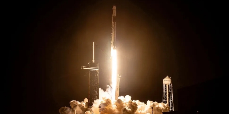 Angkut Perbekalan NASA, Kapsul Robotik SpaceX Dragon Meluncur ke Ruang Angkasa
