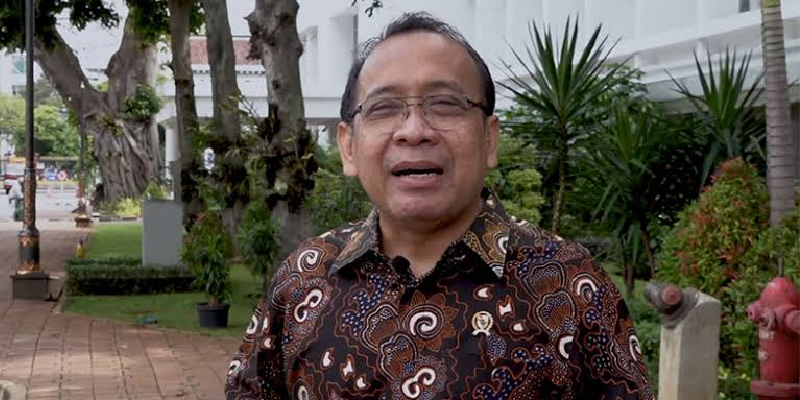 Pratikno Tepis Isu “Dititip” Jokowi ke Prabowo