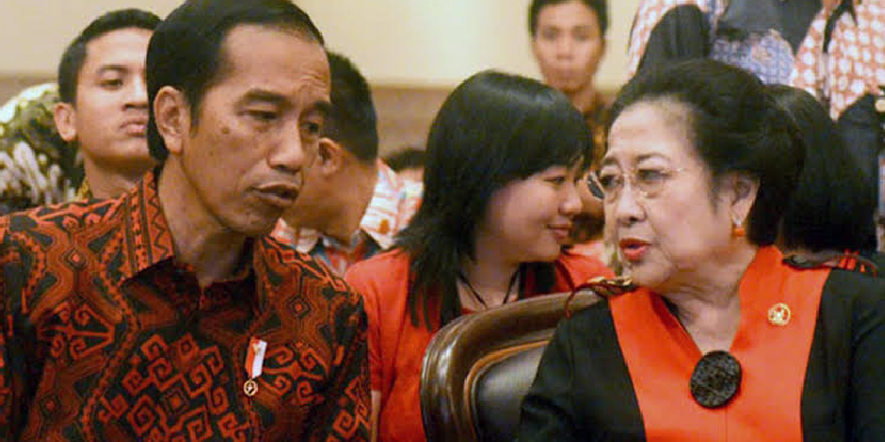 Tulisan Mega Puncak Hubungan Buruk Dengan Jokowi