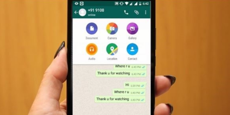 WhatsApp Kembangkan Fitur Telepon tanpa Simpan Kontak