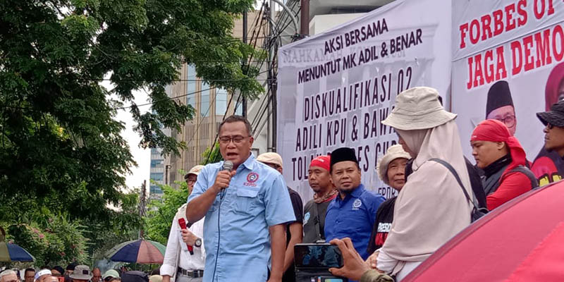 Ikut Aksi Dukung MK, Poros Buruh Nilai Rezim Jokowi <i>Barbarian</i>