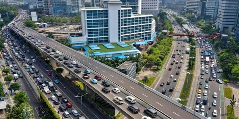Pembatasan Kendaraan Pribadi Belum Tentu Atasi Macet Jakarta
