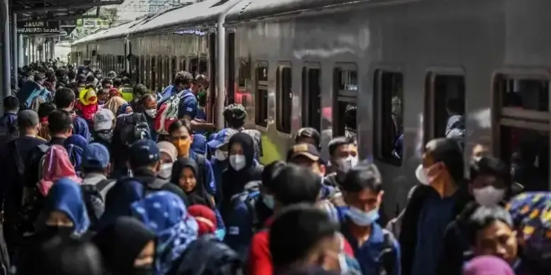 Arus Balik Dimulai, 44 Ribu Orang akan Kembali ke Jakarta Naik Kereta Api Hari Ini