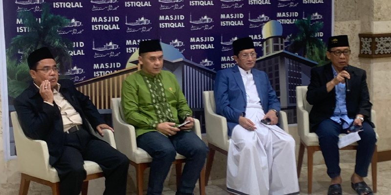 Jokowi dan Maruf Amin Salat Id di Masjid Istiqlal