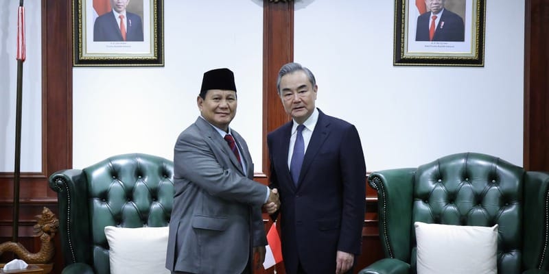 Menlu China Yakin Indonesia Bisa Maju di Bawah Kepemimpinan Prabowo