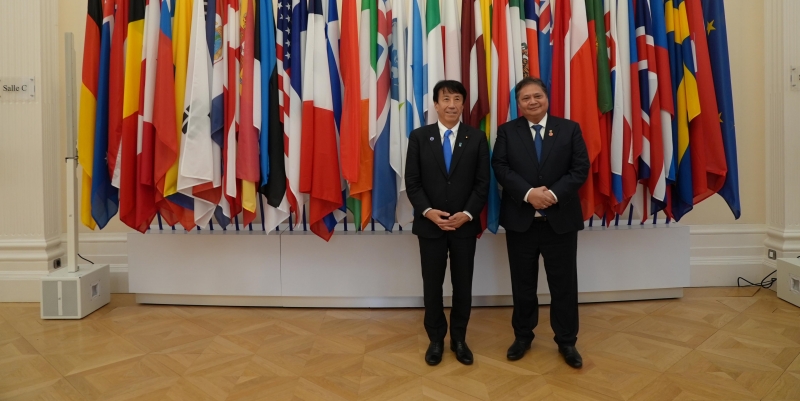 Airlangga dan Menteri Ekonomi Jepang Sepakat Jalankan 3 Proyek Prioritas Transisi Energi
