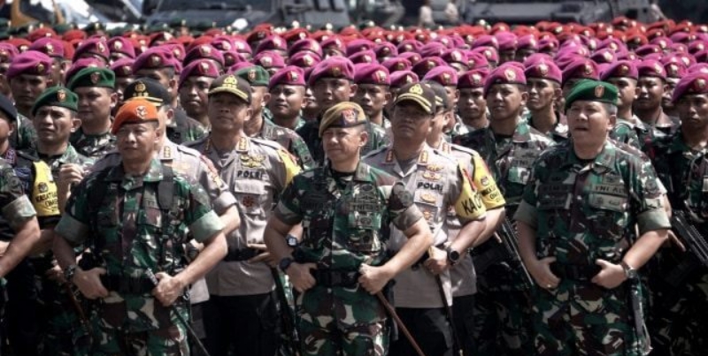 UU TNI dan Polri Wajib Direvisi