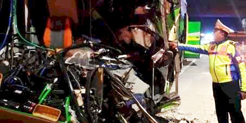 Bus Study Tour Siswa SMP Kecelakaan di Tol Jombang-Mojokerto, 2 Meninggal