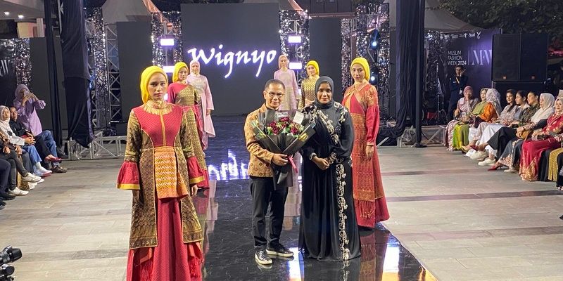 Dekranasda Kenalkan Wastra Khas Aceh Lewat Muslim Fashion Week di Sarinah