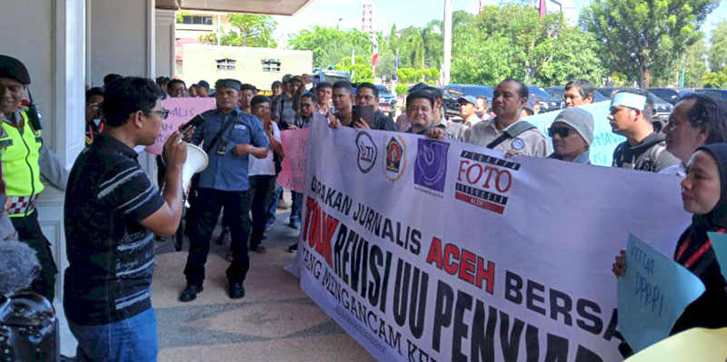 Wartawan Minta DPR Aceh Ikut Tolak RUU Penyiaran