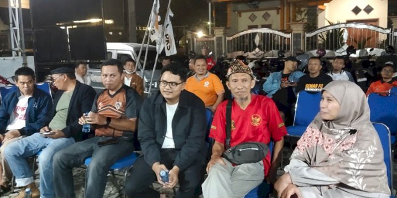 2 Tokoh Golkar dan PKS Karanganyar Ketemu di Nobar Indonesia vs Uzbekistan, Sinyal akan Berkoalisi?