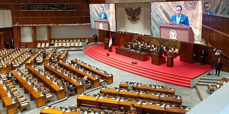 DPR Janji Tuntaskan Pembahasan 43 RUU