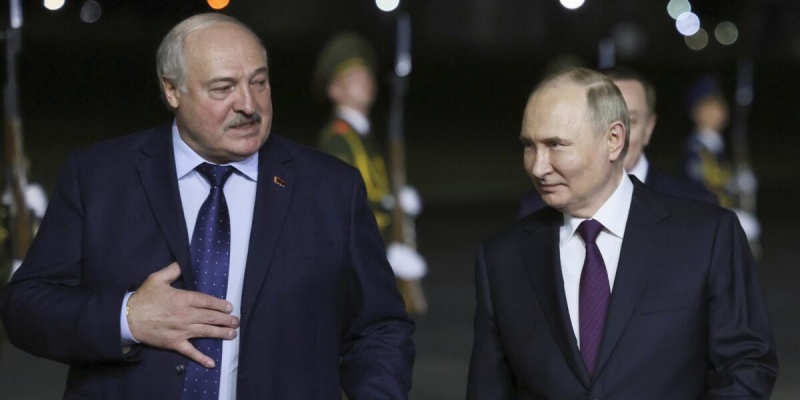 Putin dan Lukashenko Bicara Serius Soal Latihan Senjata Nuklir Taktis