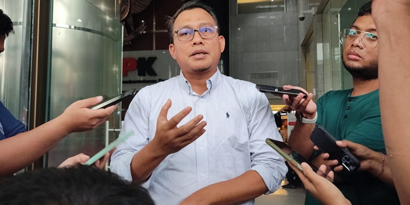 KPK Kembali Panggil Putra Mantan Menkes Siti Fadilah