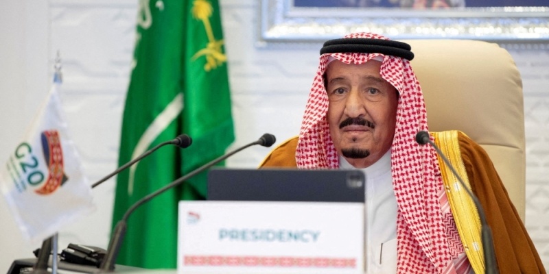 Alami Demam Tinggi, Raja Salman Kembali Jalani Pemeriksaan Medis