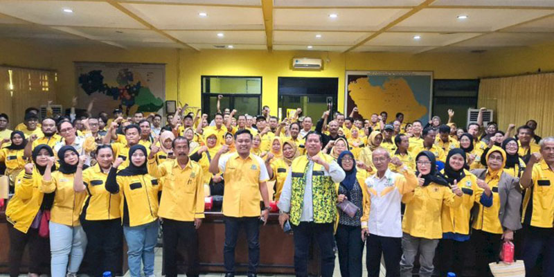 Kader Golkar Surabaya Diinstruksikan Sosialisasikan Khofifah-Emil ke Masyarakat