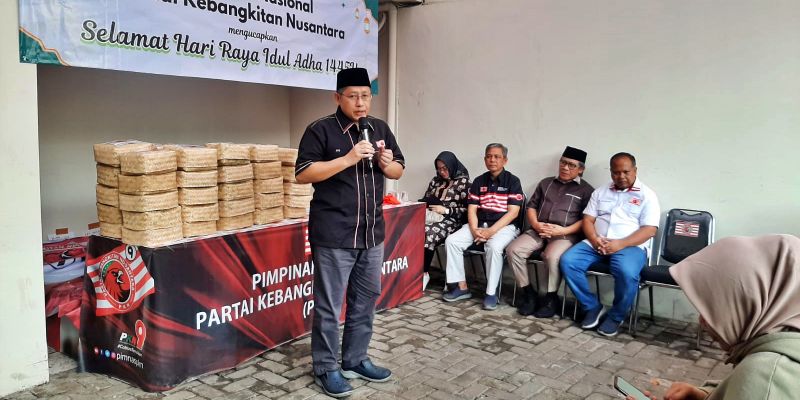 Bagikan Daging Kurban, Ketum PKN: Wujud Solidaritas Kebangsaan dan Keumatan