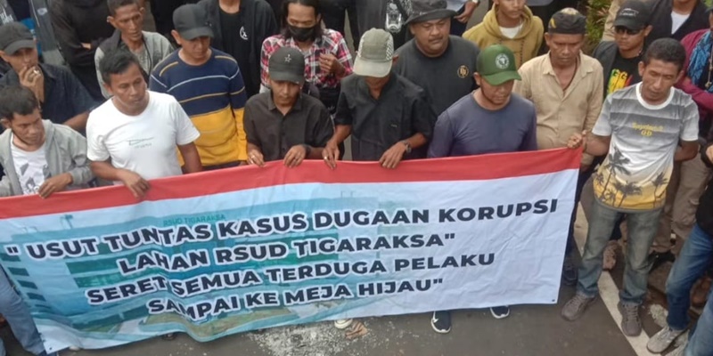 Lahan RSUD Tigaraksa Bermasalah, Massa Aksi Geruduk Kejari