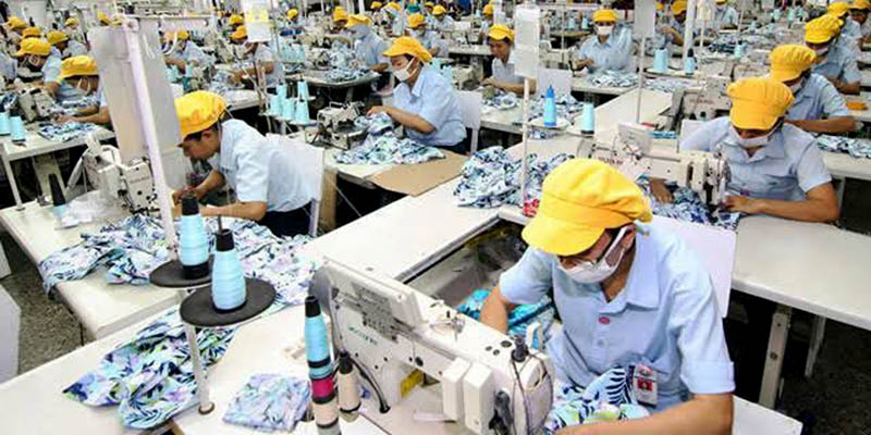 Ketua Kadin: Barang Impor Bikin Industri Tekstil Sekarat