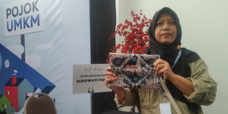 Batik Buatan Pengrajin Binaan Pertamina Rambah Pasar Aljazair