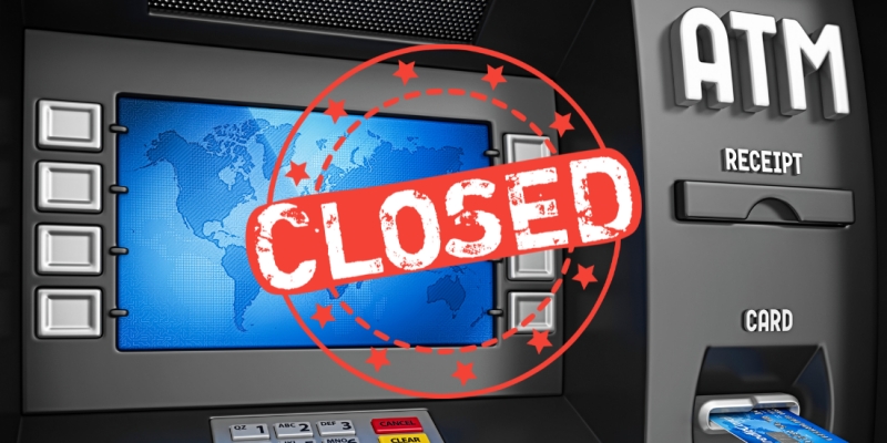OJK Ungkap Lebih dari 6.490 Kantor Bank Tutup dan 4.600 ATM Punah