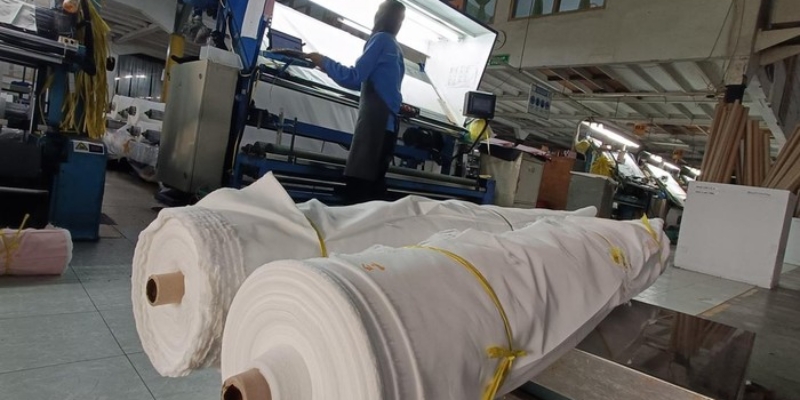 Ekspor Meningkat tapi Mengapa Industri Tekstil Dalam Negeri Gulung Tikar?