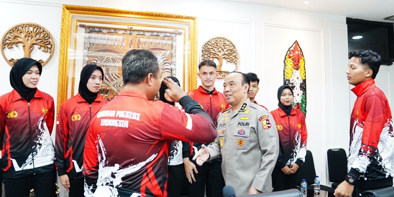 Irjen Dedi Lepas Kontingen Taekwondo Polri ke Malaysia dan Thailand