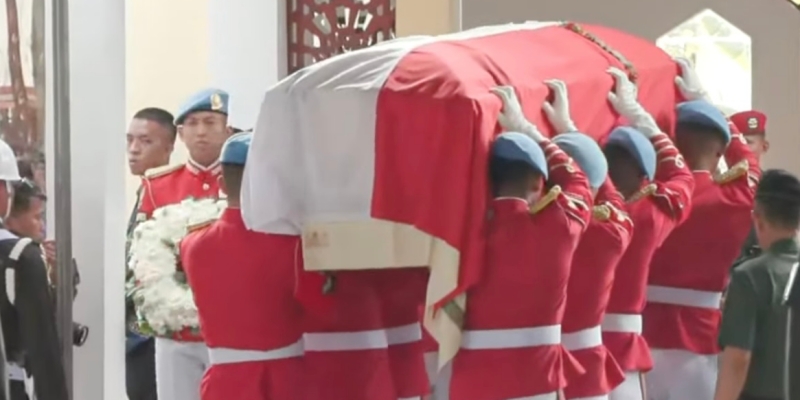 Dihadiri SBY, Pemakaman Hamzah Haz Digelar Secara Militer
