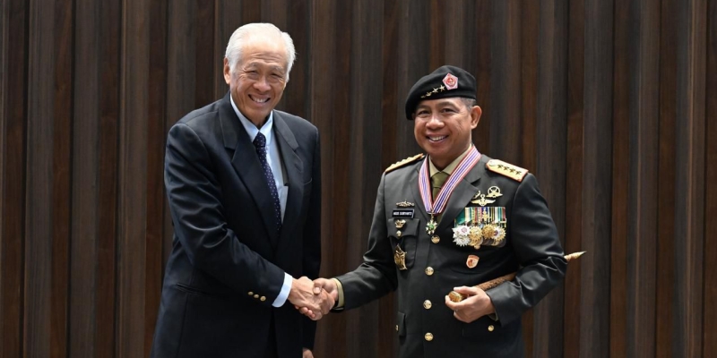 Panglima TNI Terima Penghargaan dari Singapura