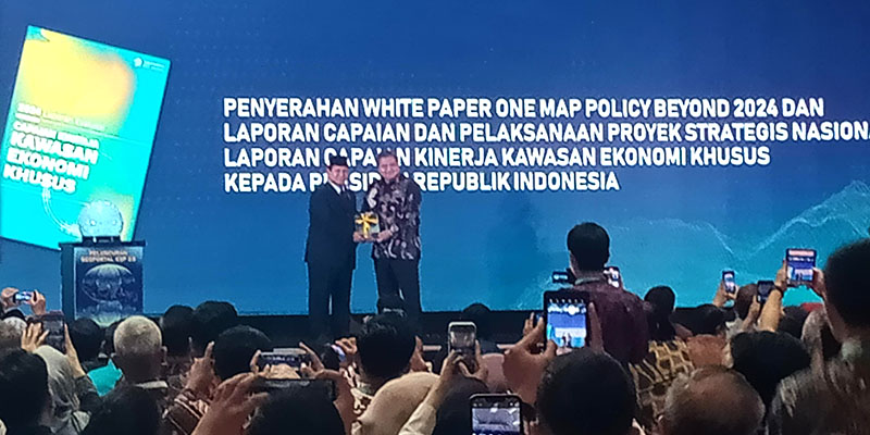 Wakili Jokowi di Acara Peluncuran Geoportal Kebijakan Satu Peta 2.0, Prabowo: Pak Presiden Sedang Melatih Saya