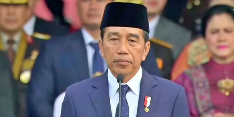 Jokowi: Peran Polri Sentral di Masyarakat dan Tidak Ada Liburnya