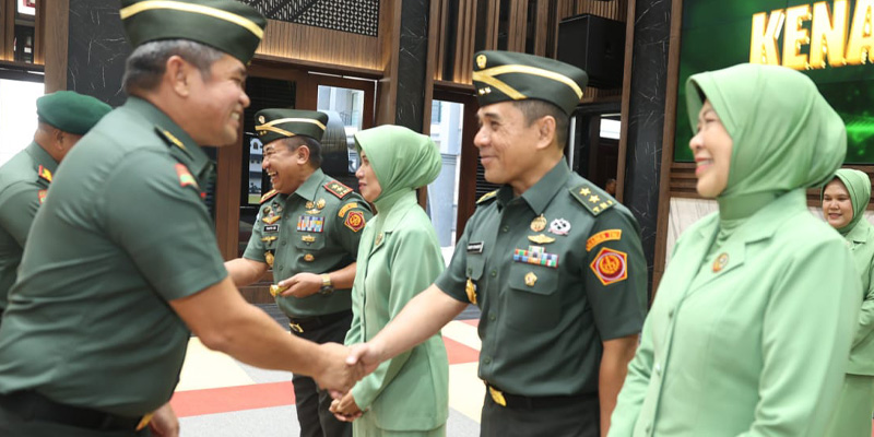 11 Jenderal TNI AD Naik Pangkat