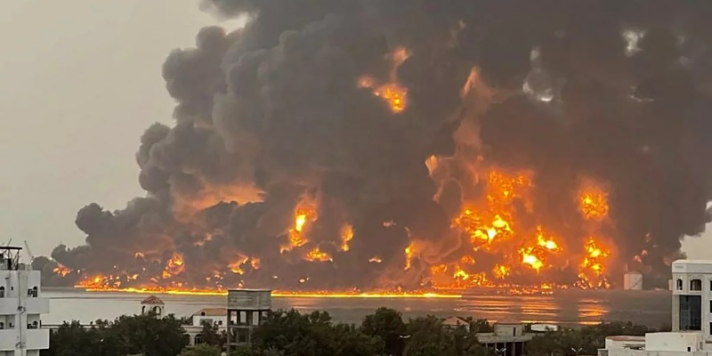 Jet Tempur Israel Serang Pelabuhan Hodeidah Yaman