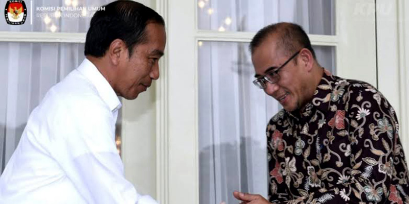 Jokowi Resmi Pecat Hasyim Asyari