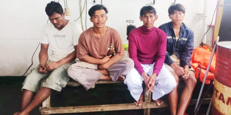 Ditabrak Kapal Kargo, Empat Nelayan Terapung 12 Jam di Pulau Maspari