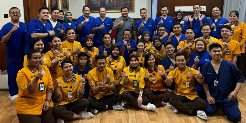 Prabowo Ucapkan Terima Kasih ke Tim Tenaga Medis RSPN Sudirman