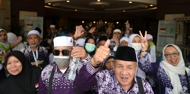 Jemaah Haji Gelombang II Mulai Pulang Hari Ini