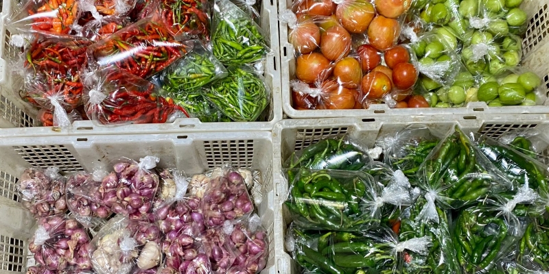 Harga Bahan Pokok Pagi Ini, Bawang Putih hingga Ikan Kembung Naik