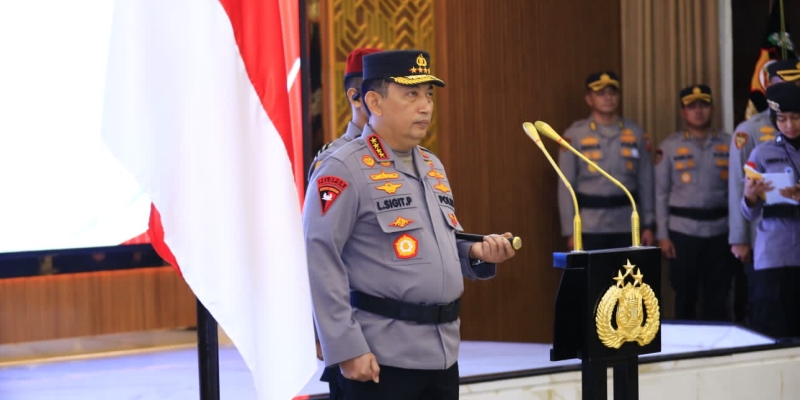 Kapolri Pimpin Kenaikan Pangkat 16 Perwira Tinggi