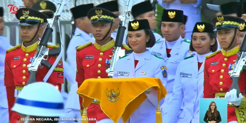 Ikut Turunkan Bendera Merah Putih, Joe Biden Disorot Warganet