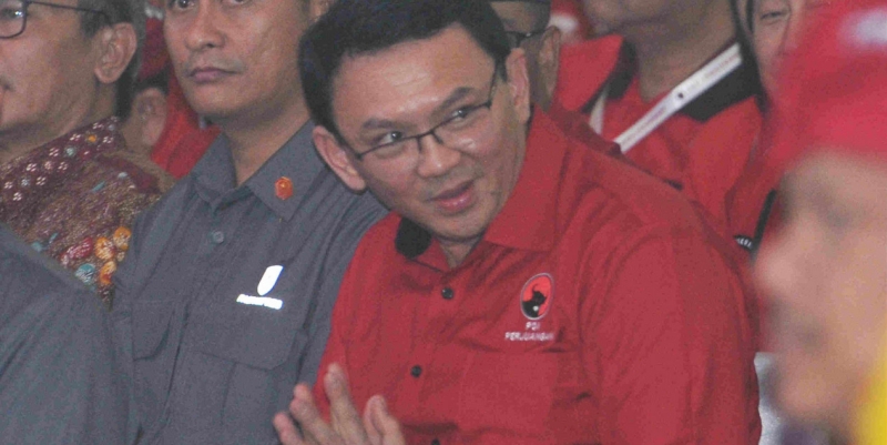 Tegas dan Lugas, Ahok Paling Pas Tantang Ridwan Kamil