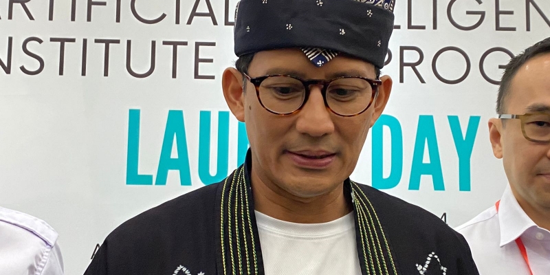 Tekan Harga, Sandiaga Uno Setuju Pajak Tiket Pesawat Dihapus