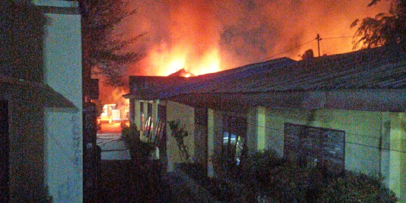 Api Lahap Gedung SMPN 20 Medan