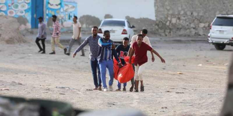 Serangan Teror di Pantai Somalia Bunuh 37 Orang