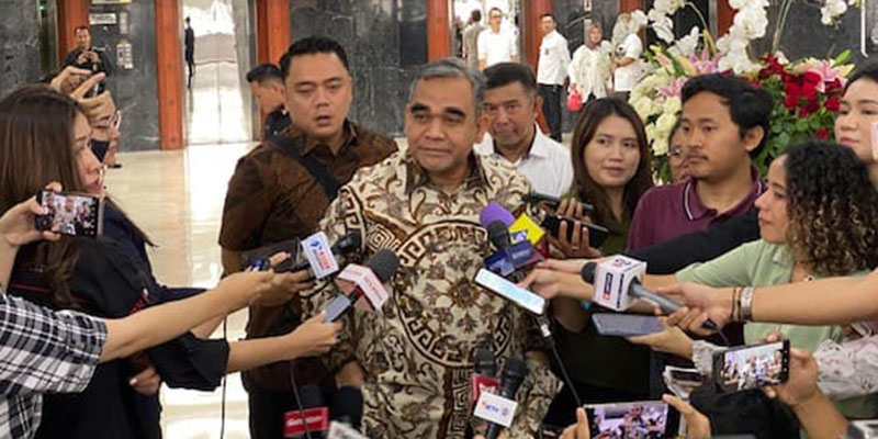 Gerindra Kirim Sinyal Usung Ridwan Kamil Lewat Pantun