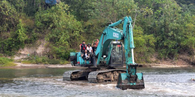 Disembunyikan dalam Hutan, 3 Alat Berat Terkait Tambang Ilegal Diamankan Polisi