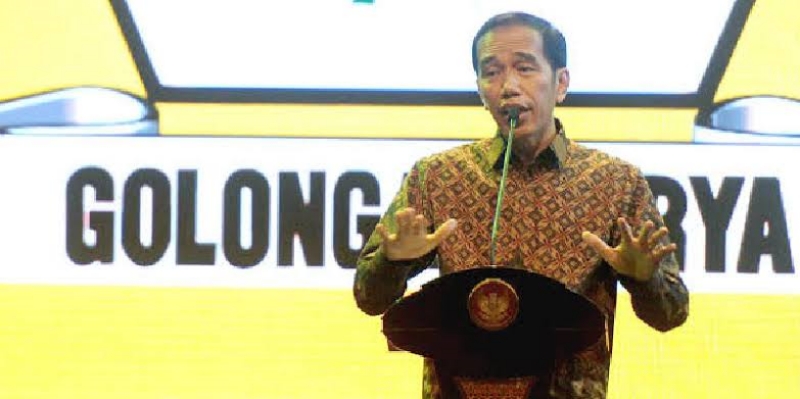 Jokowi Diprediksi Ambil Kendali Golkar untuk Lawan PDIP